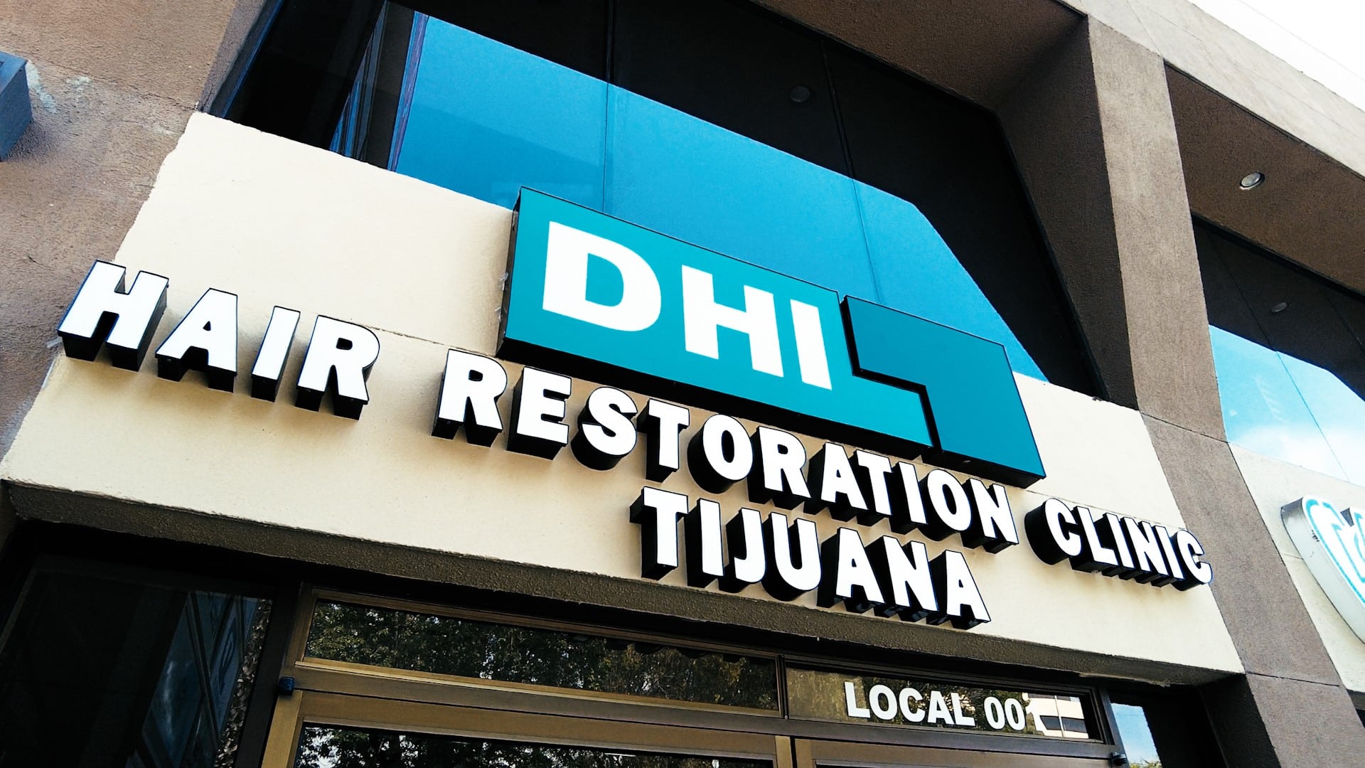 DHI Hair Transplant Treatment in Tijuana, Mexico | Best Hair Transplant